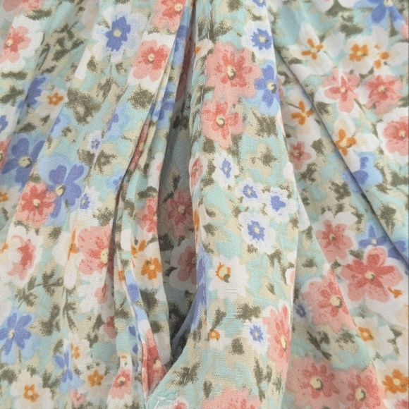 Carly Jean Los Angeles Ruffled Floral Maxi Dress - Picture 10 of 13